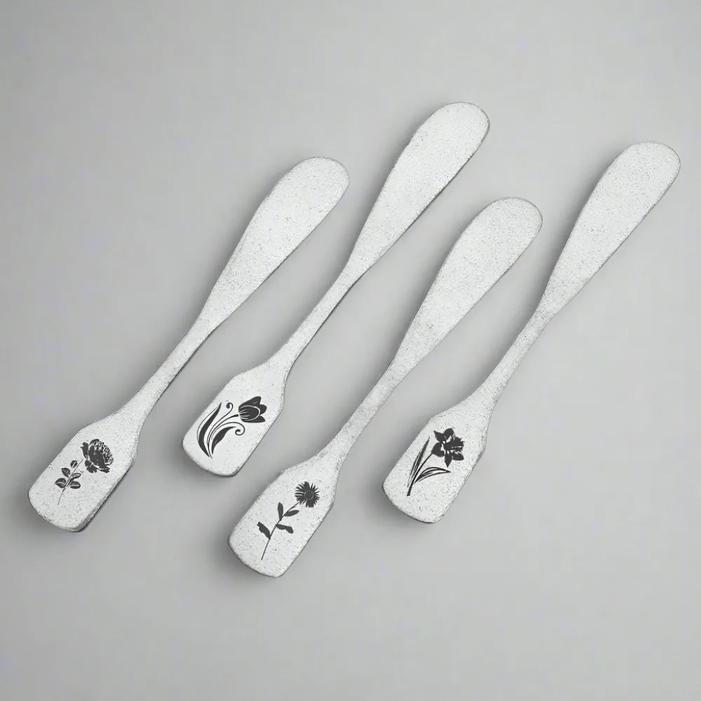 Towle® Living Matte Floral Set of 4 Spreaders- Openstock