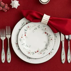 Pfaltzgraff® Winterberry® Set of 4 Dinner Plates- Dinner Plates
